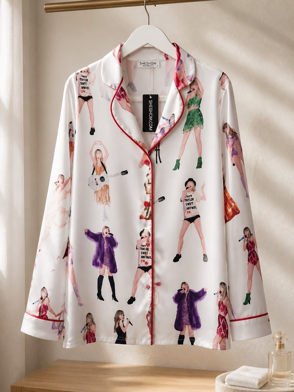 Taylor Swift Printed Satin Pajamas - Picture 1 of 11